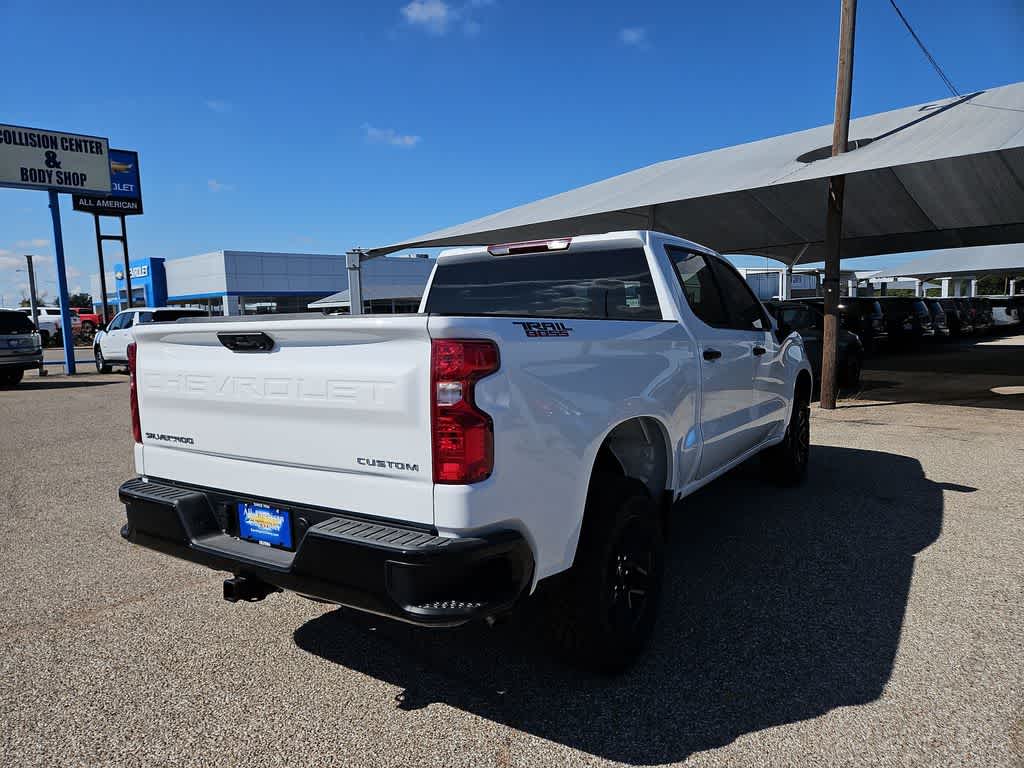 Thumbnail: 2026 Chevrolet Silverado 1500 - 8