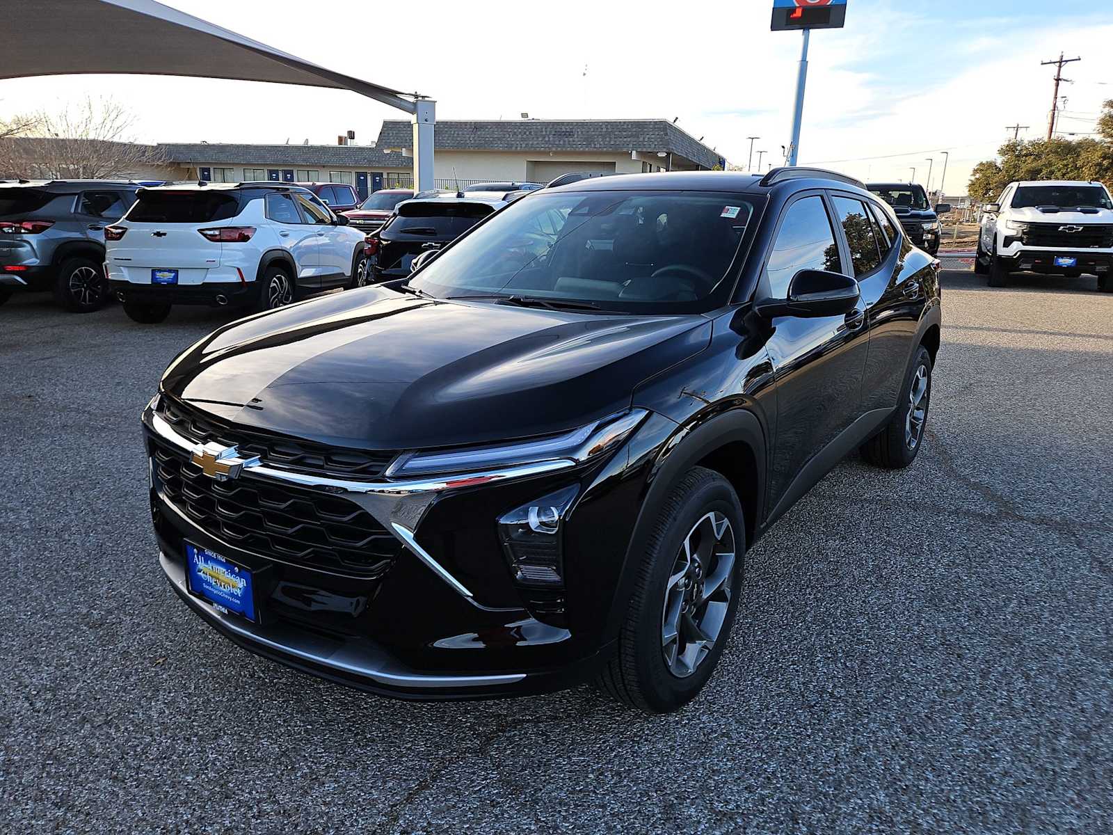 Thumbnail: 2026 Chevrolet Trax - 4