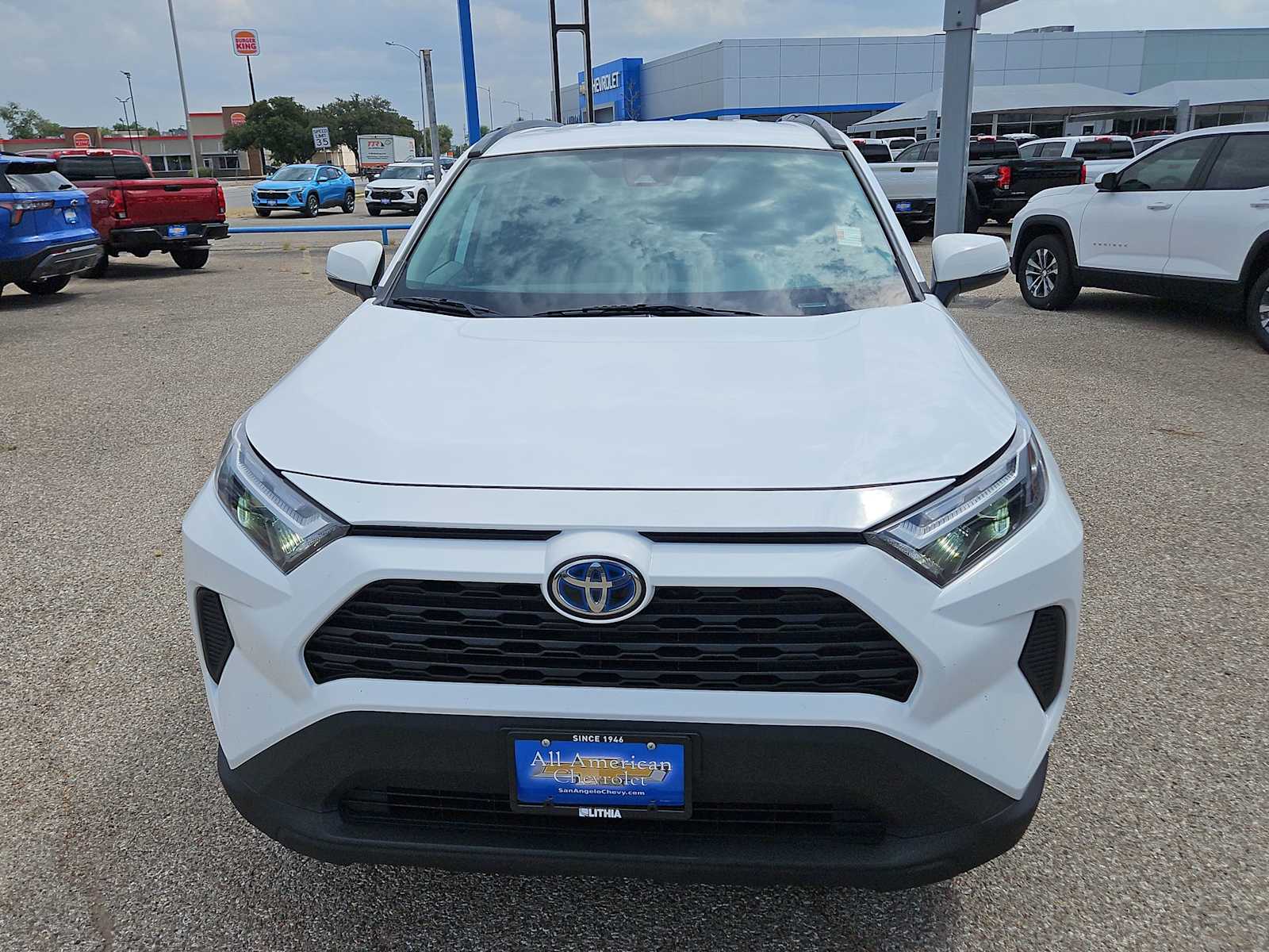 Thumbnail: 2022 Toyota RAV4 - 14