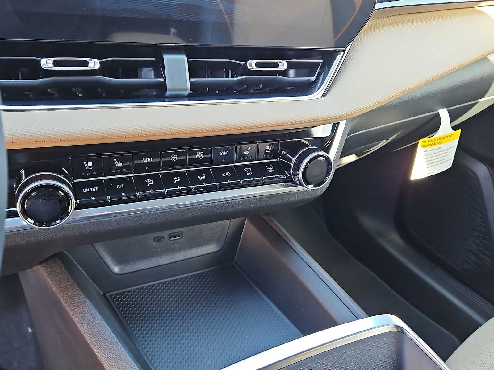 Thumbnail: 2026 Chevrolet Equinox - 24