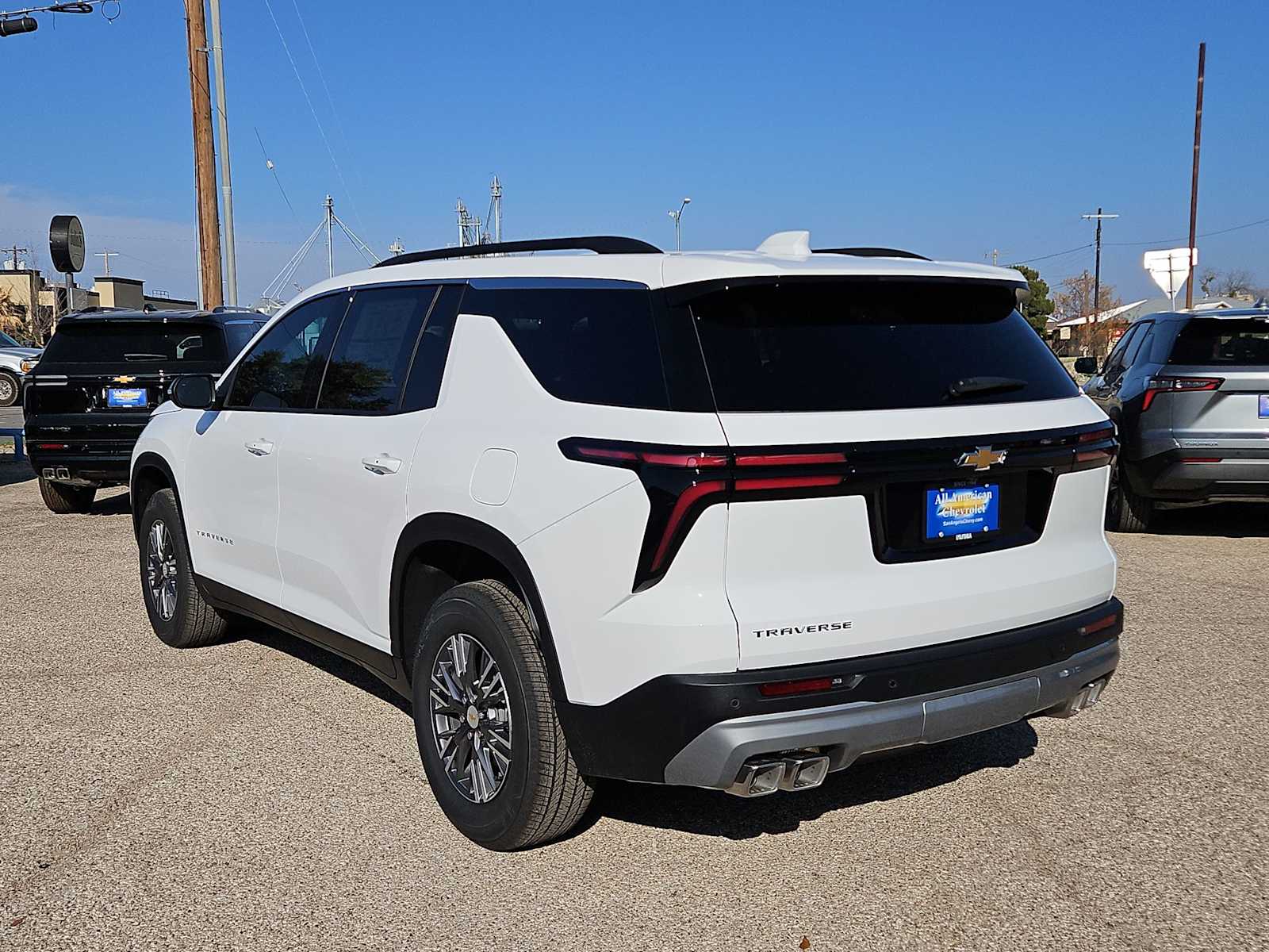 Thumbnail: 2026 Chevrolet Traverse - 6