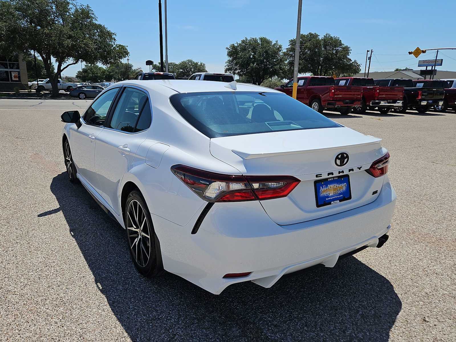 Thumbnail: 2023 Toyota Camry - 4