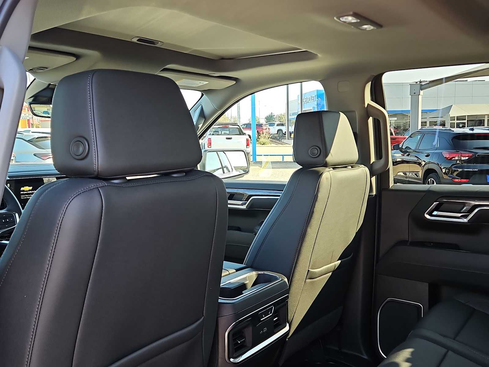 Thumbnail: 2026 Chevrolet Silverado 1500 - 16