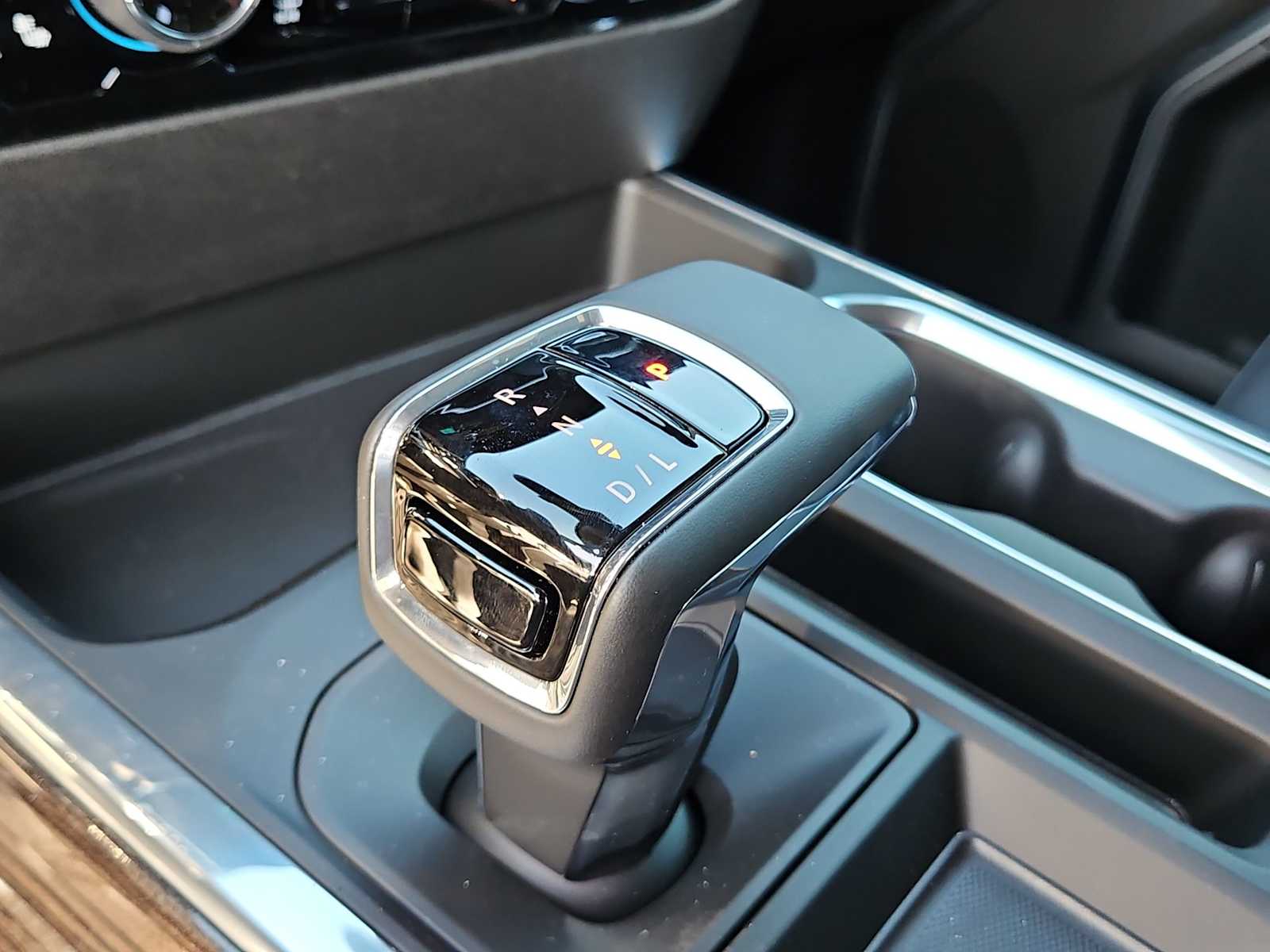 Thumbnail: 2026 Chevrolet Silverado 1500 - 21