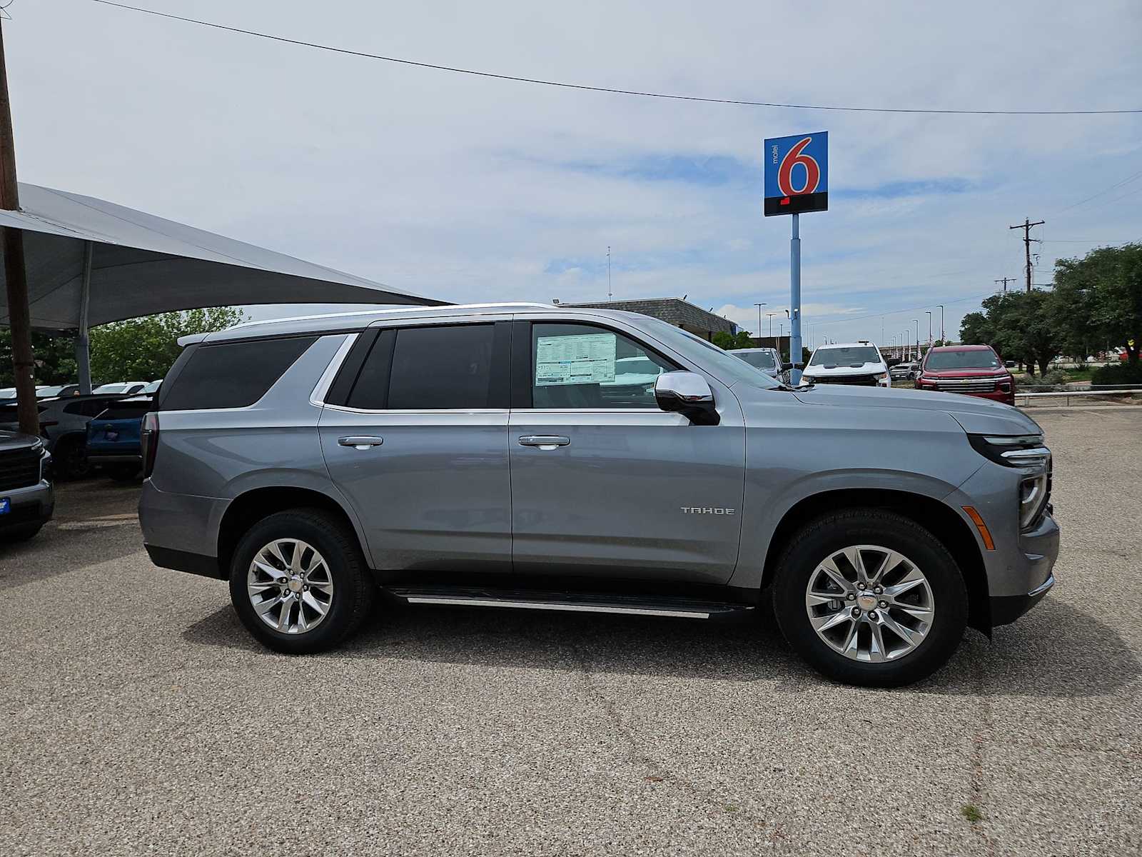 Thumbnail: 2026 Chevrolet Tahoe - 9