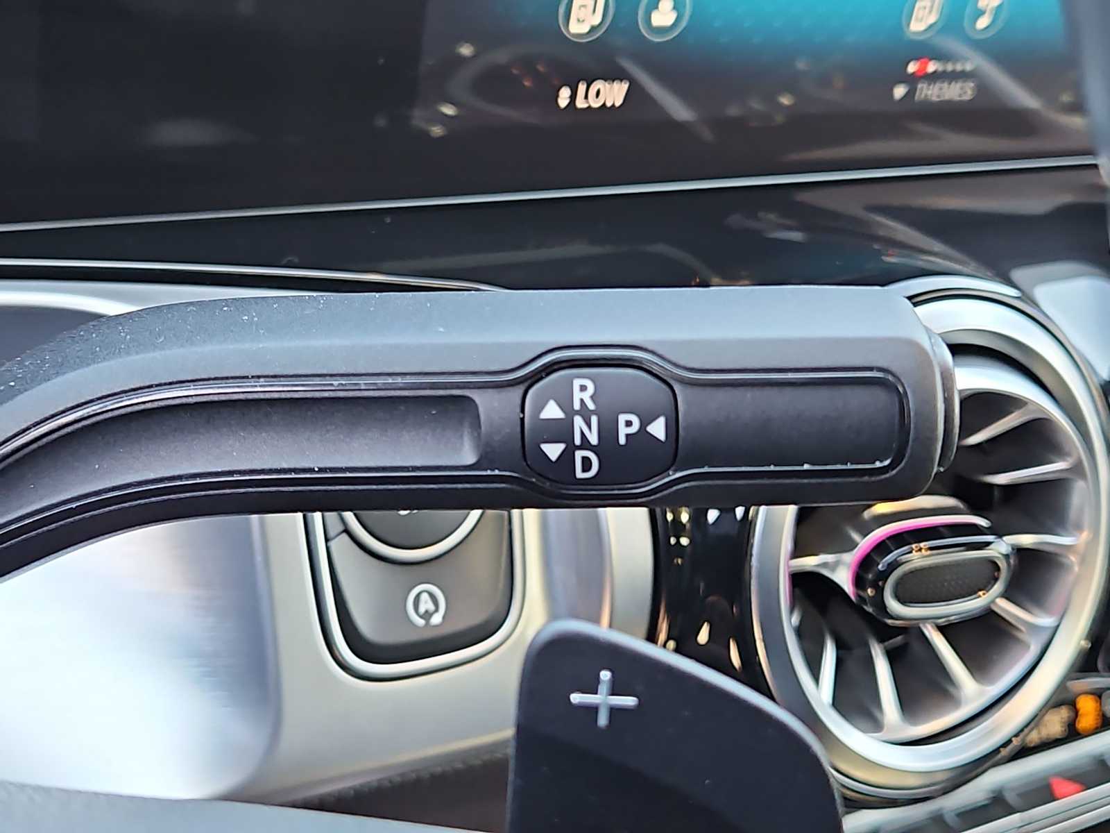 Thumbnail: 2022 Mercedes-Benz GLB - 21