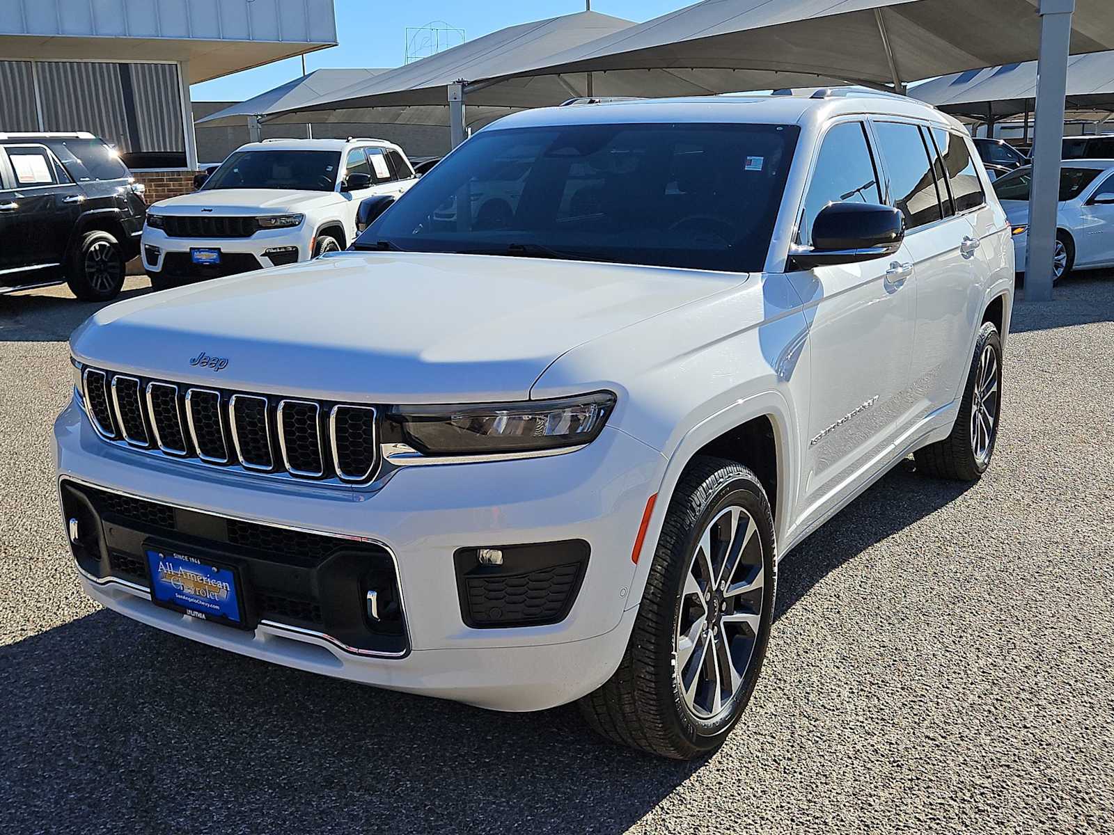 Thumbnail: 2022 Jeep Grand Cherokee - 4