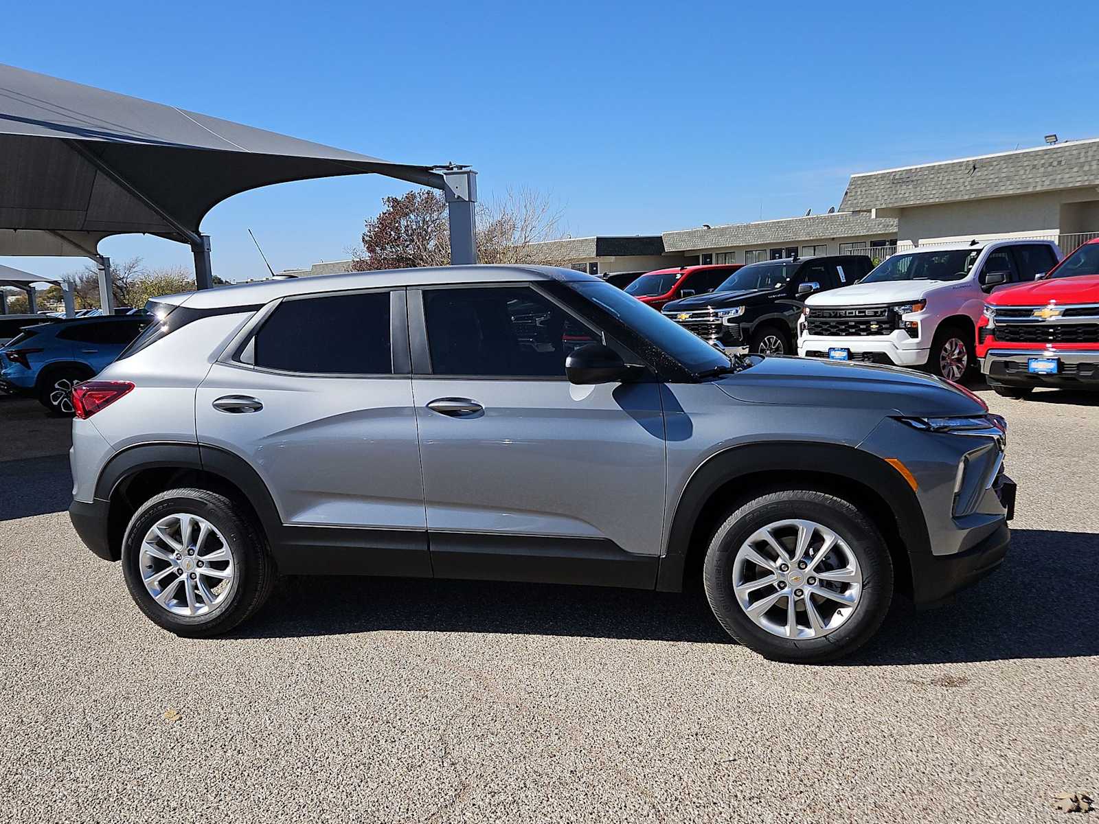 Thumbnail: 2026 Chevrolet TrailBlazer - 9