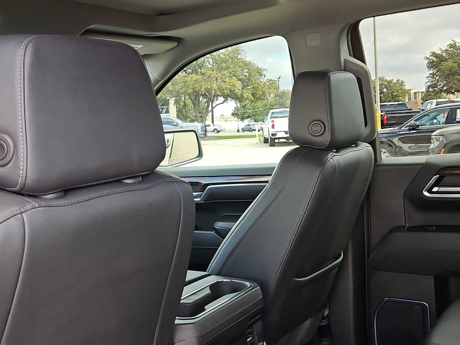 Thumbnail: 2024 Chevrolet Silverado 1500 - 16