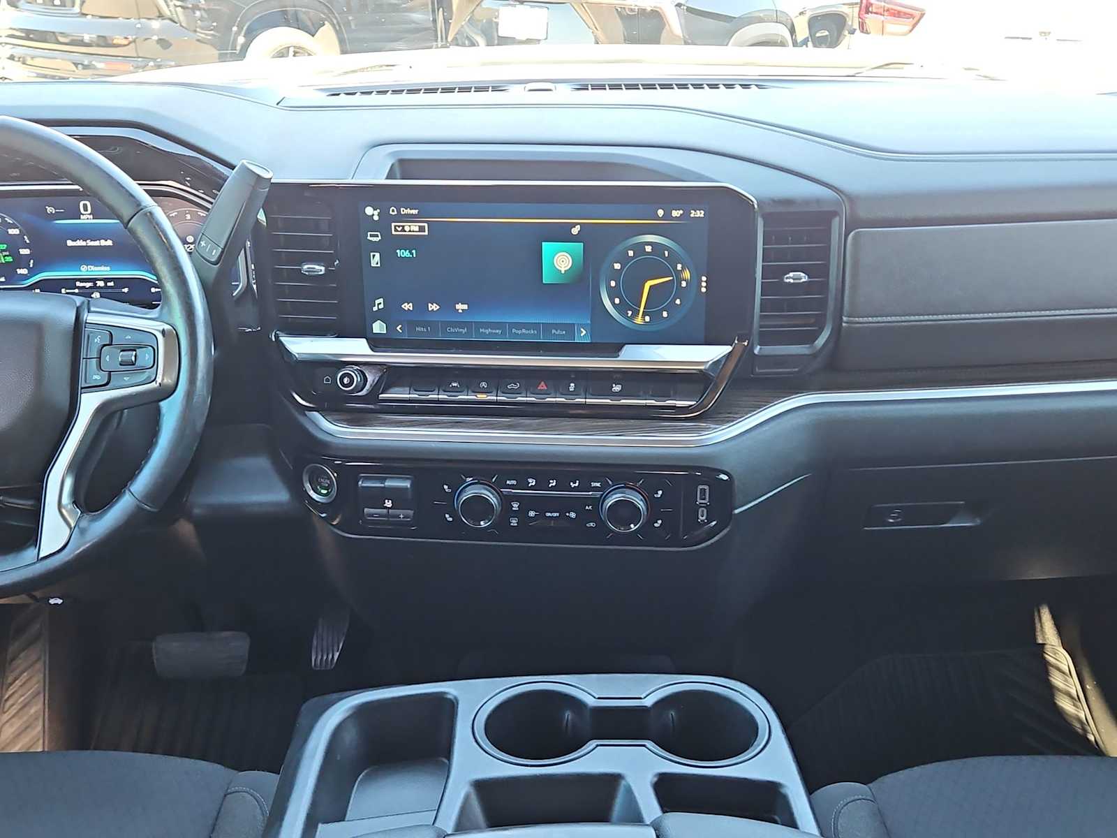 Thumbnail: 2022 Chevrolet Silverado 1500 - 14