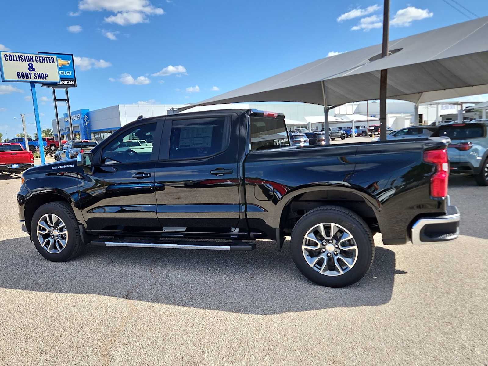 Thumbnail: 2026 Chevrolet Silverado 1500 - 11