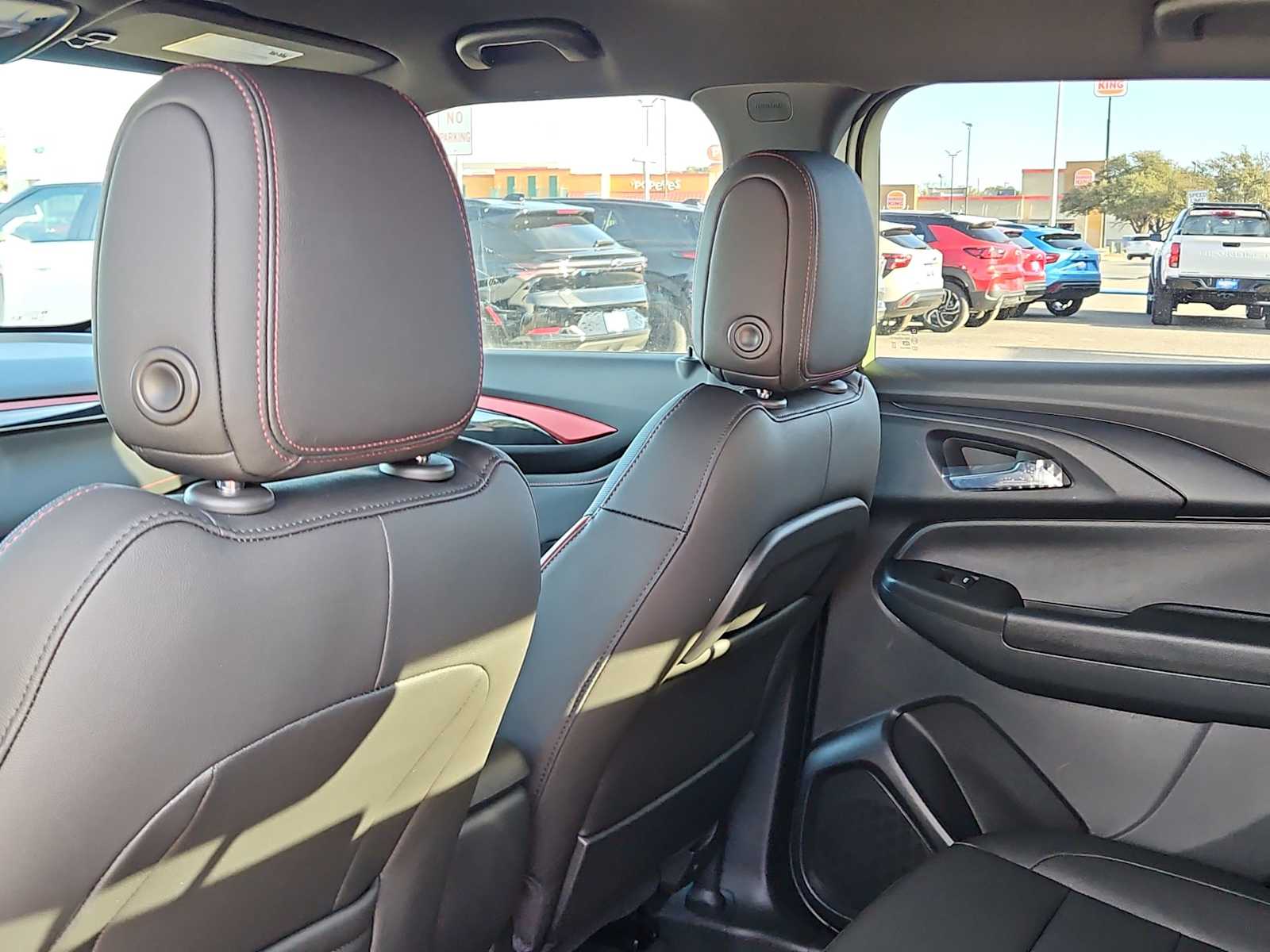 Thumbnail: 2026 Chevrolet TrailBlazer - 16