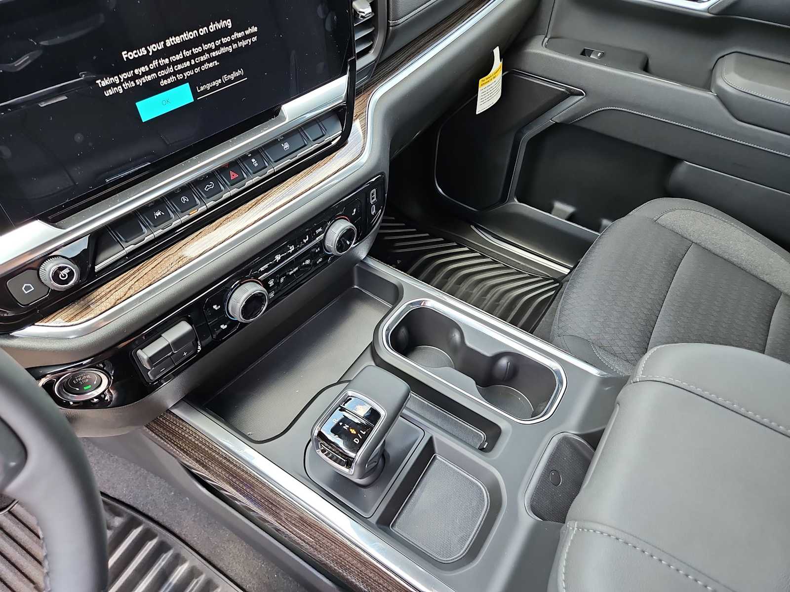 Thumbnail: 2026 Chevrolet Silverado 1500 - 16