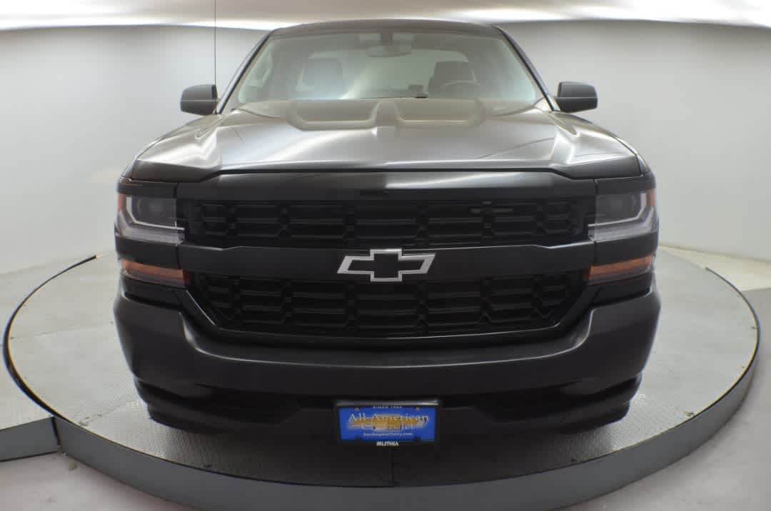 Thumbnail: 2018 Chevrolet Silverado 1500 - 3