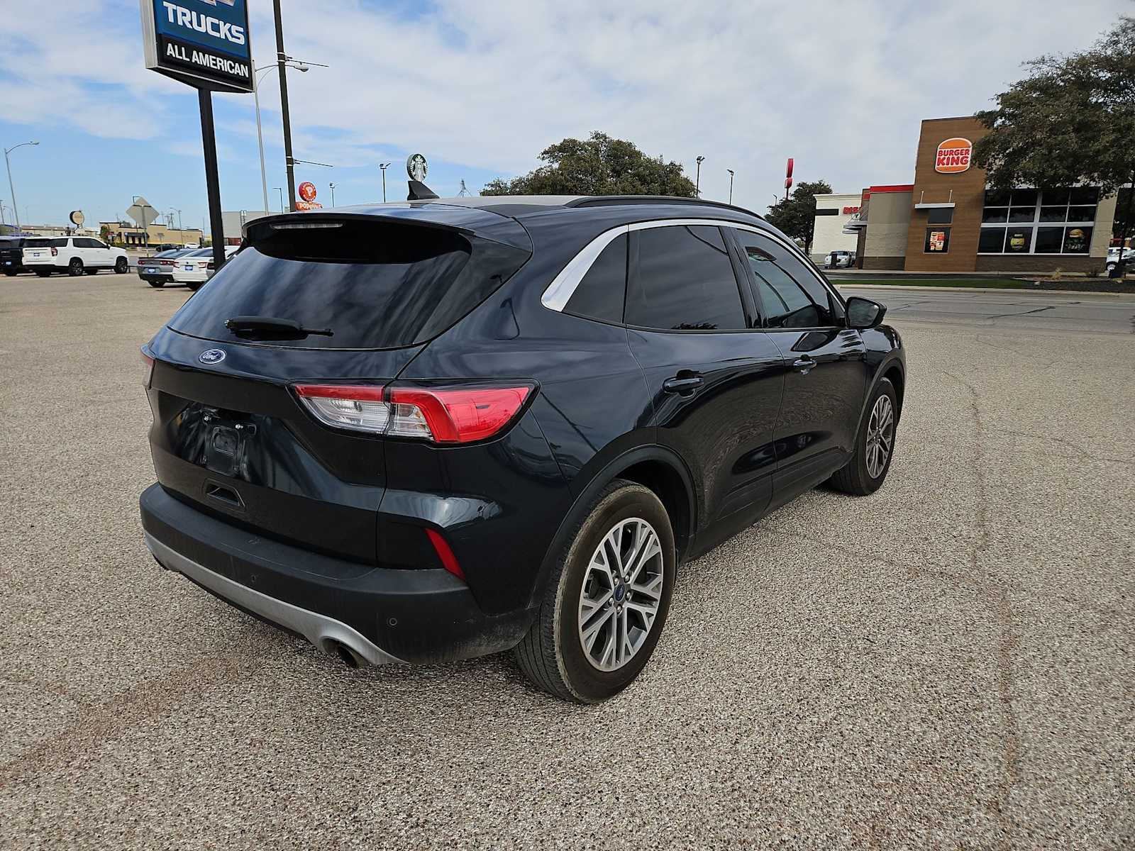 Thumbnail: 2022 Ford Escape - 8