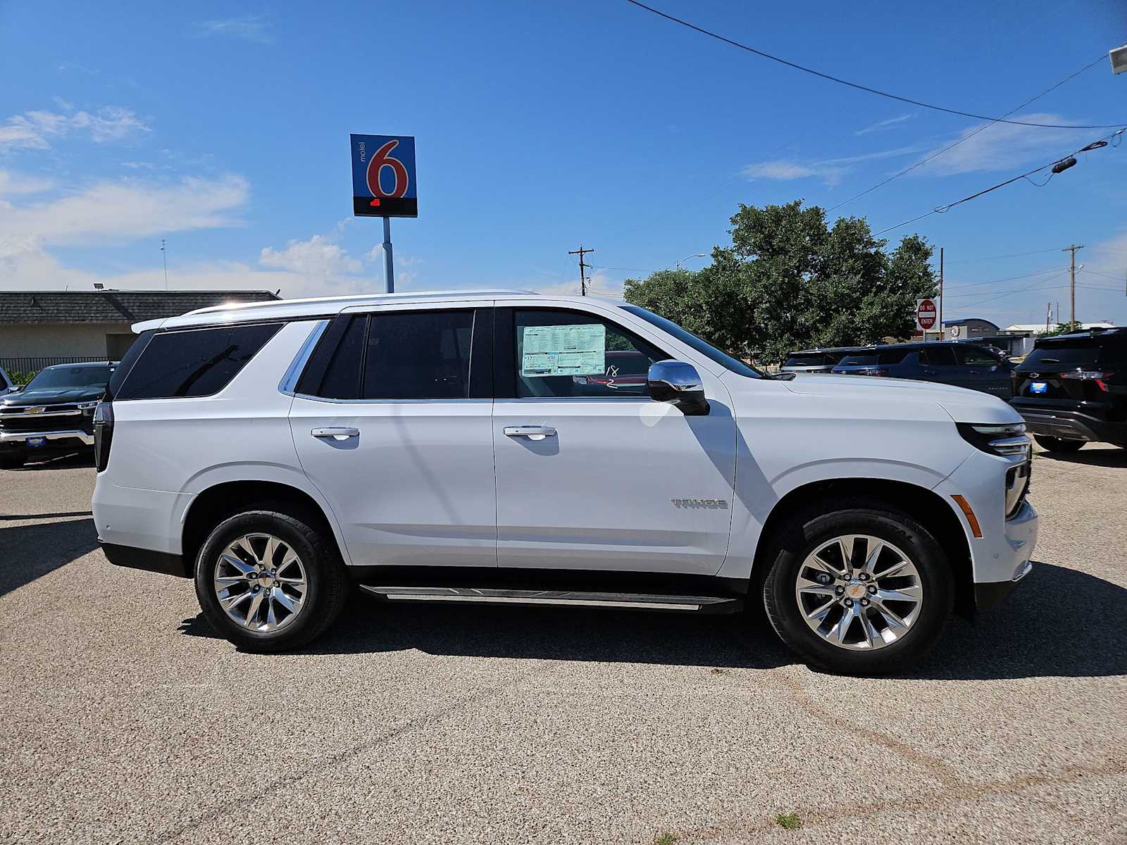 Thumbnail: 2026 Chevrolet Tahoe - 9