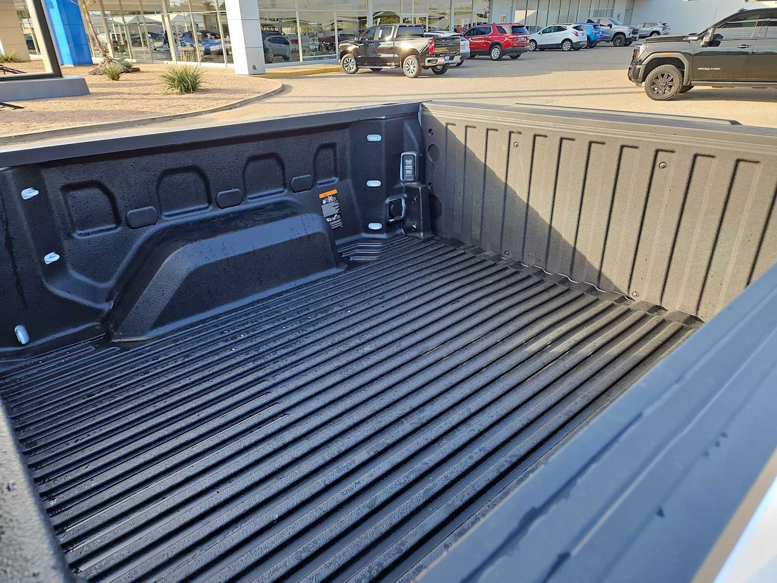 Thumbnail: 2026 Chevrolet Silverado 1500 - 23