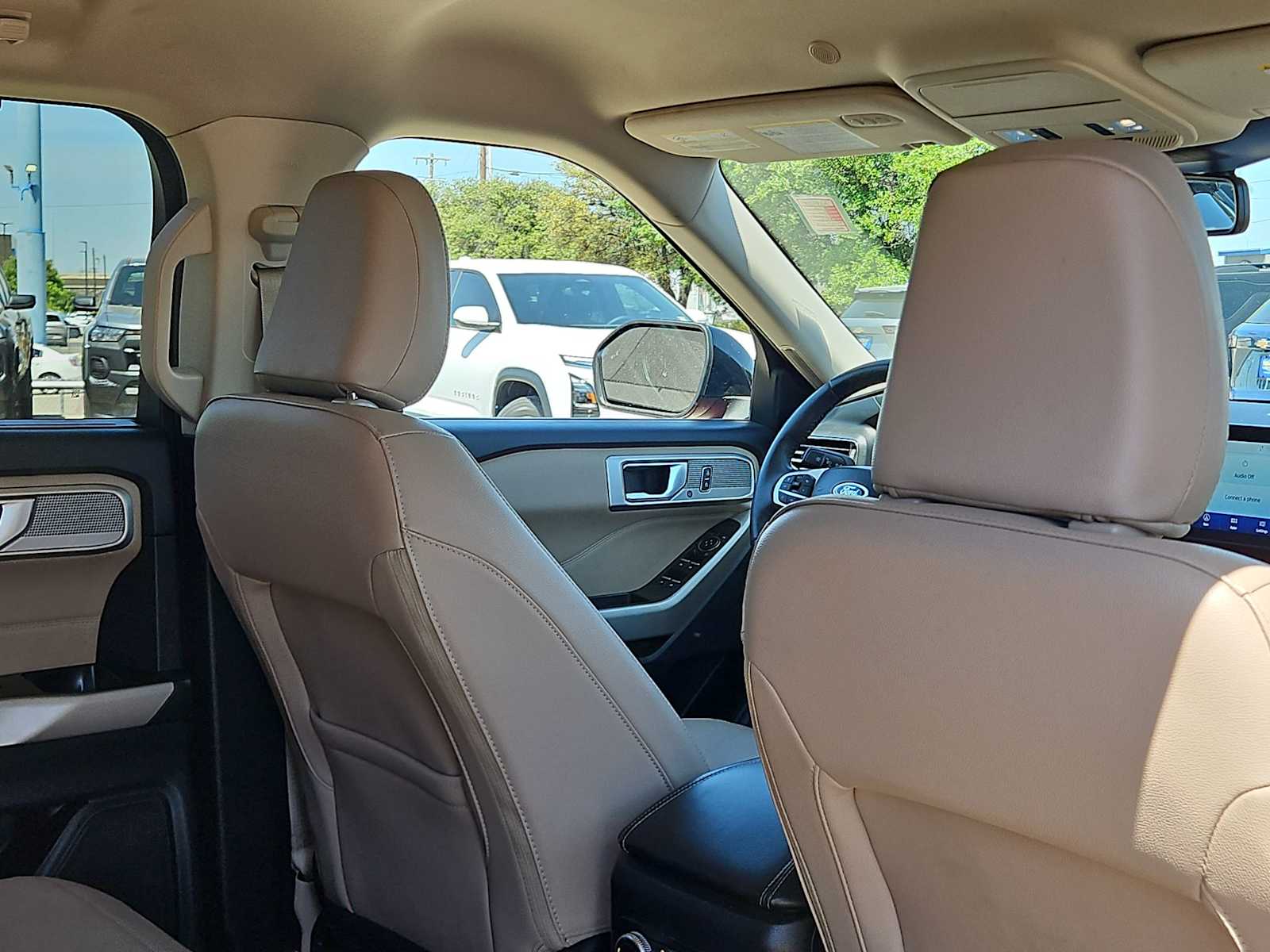 Thumbnail: 2024 Ford Explorer - 17