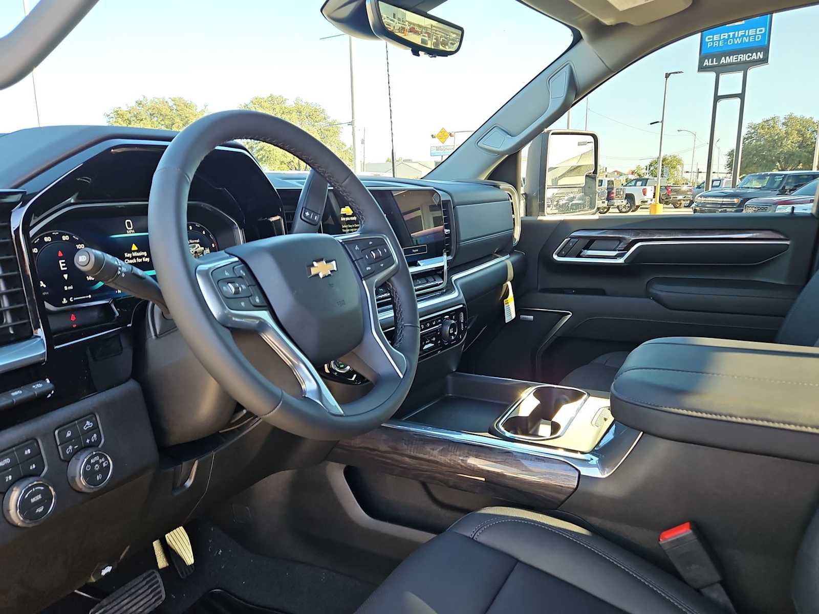 Thumbnail: 2026 Chevrolet Silverado 2500 - 10