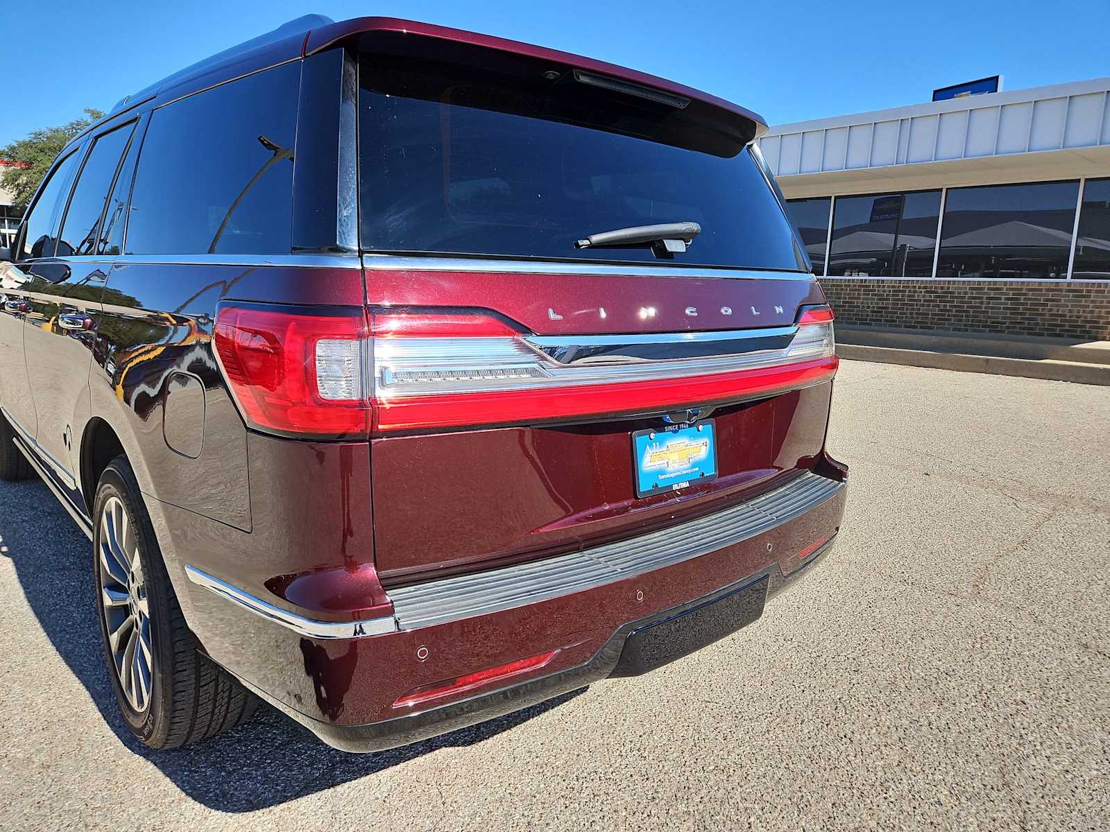 Thumbnail: 2019 Lincoln Navigator - 23