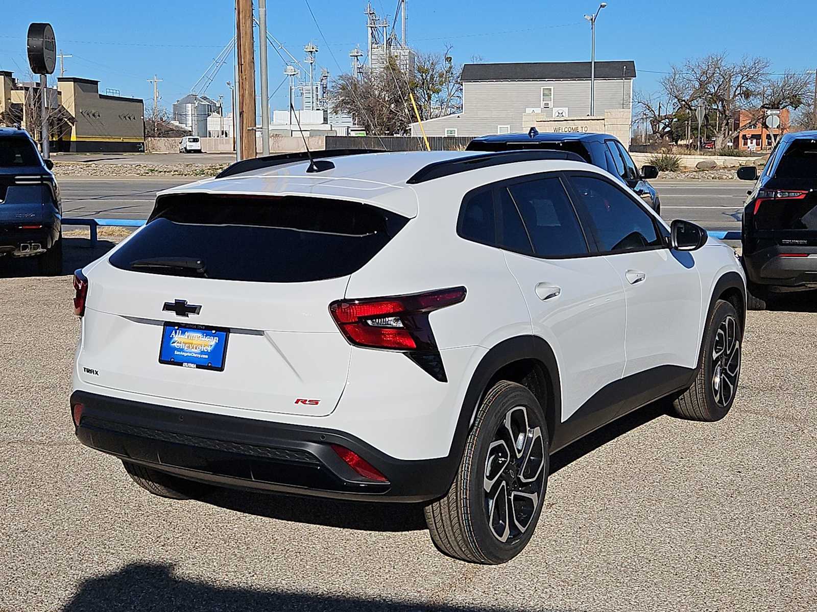 Thumbnail: 2026 Chevrolet Trax - 8