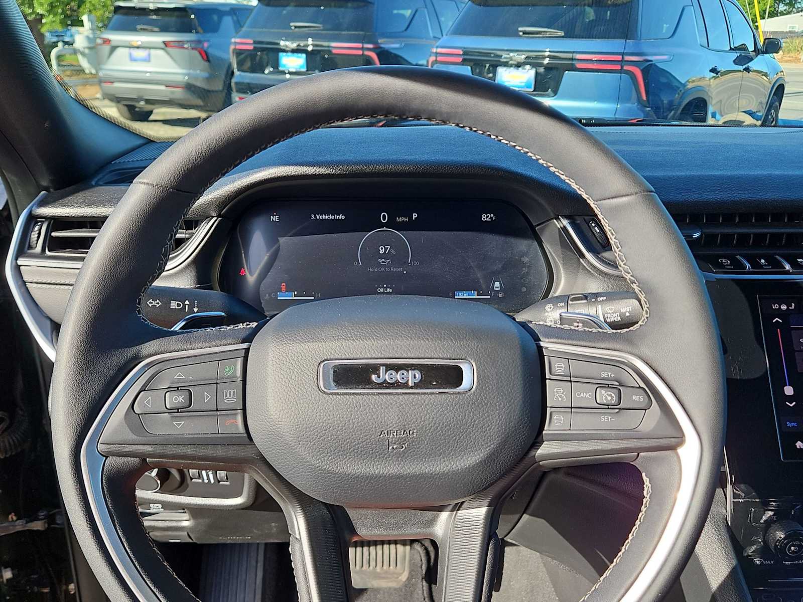 Thumbnail: 2025 Jeep Grand Cherokee L - 19