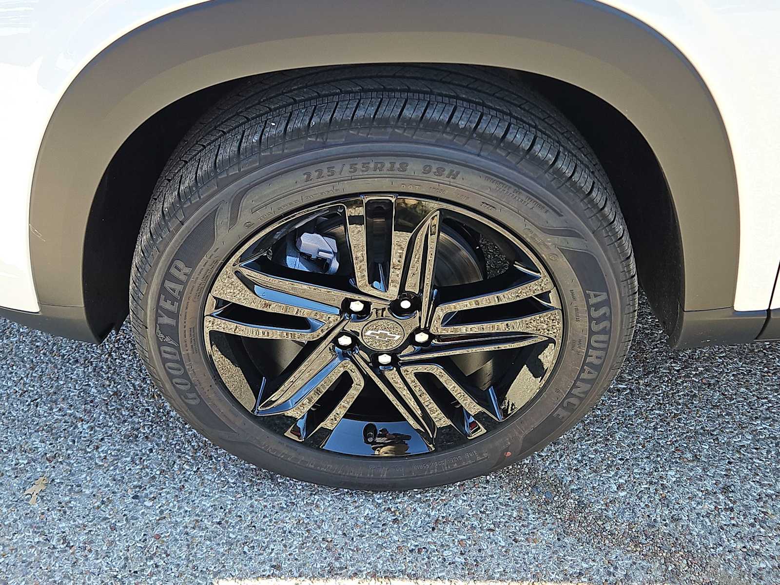 Thumbnail: 2026 Chevrolet Trax - 12