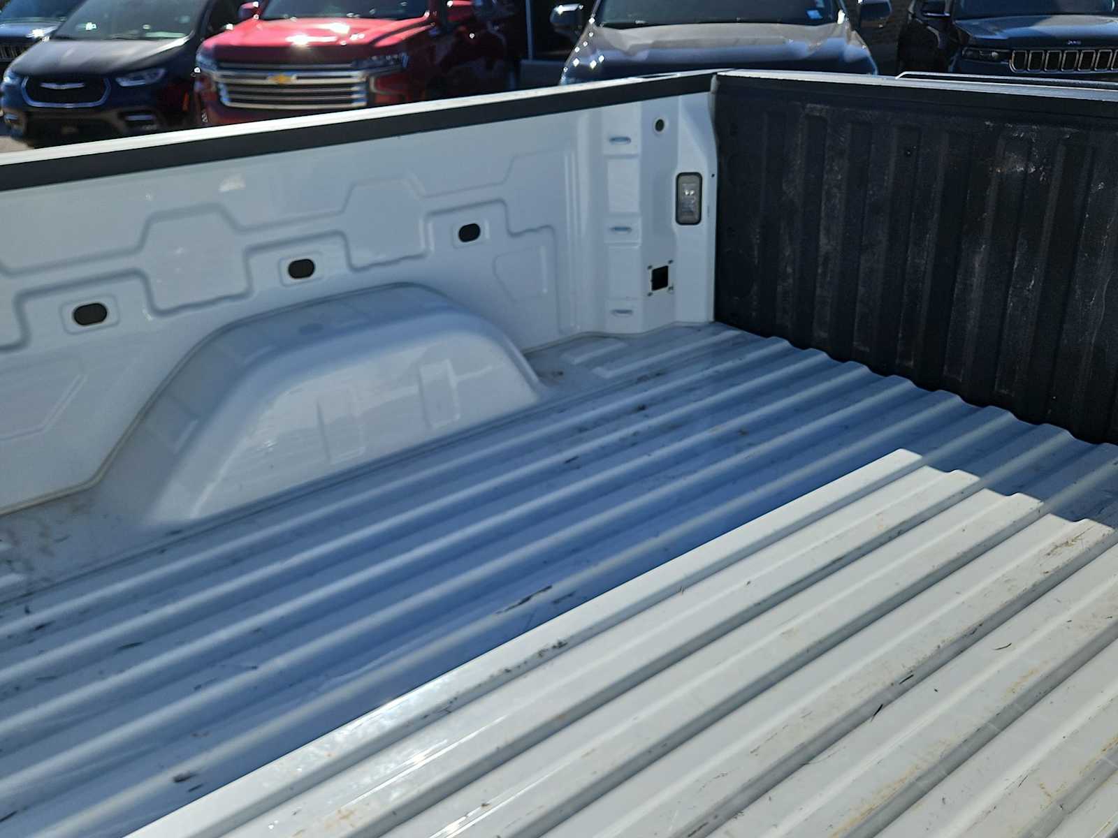 Thumbnail: 2023 Chevrolet Silverado 1500 - 23