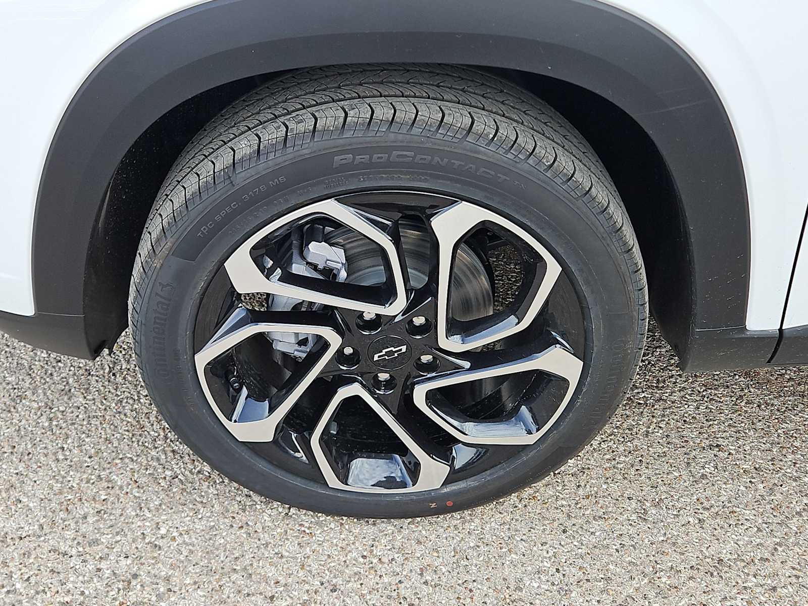 Thumbnail: 2026 Chevrolet Trax - 12