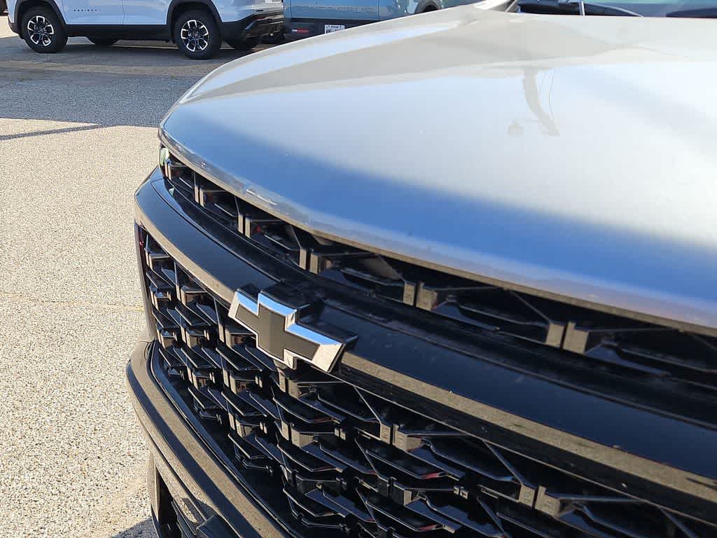 Thumbnail: 2026 Chevrolet Traverse - 12