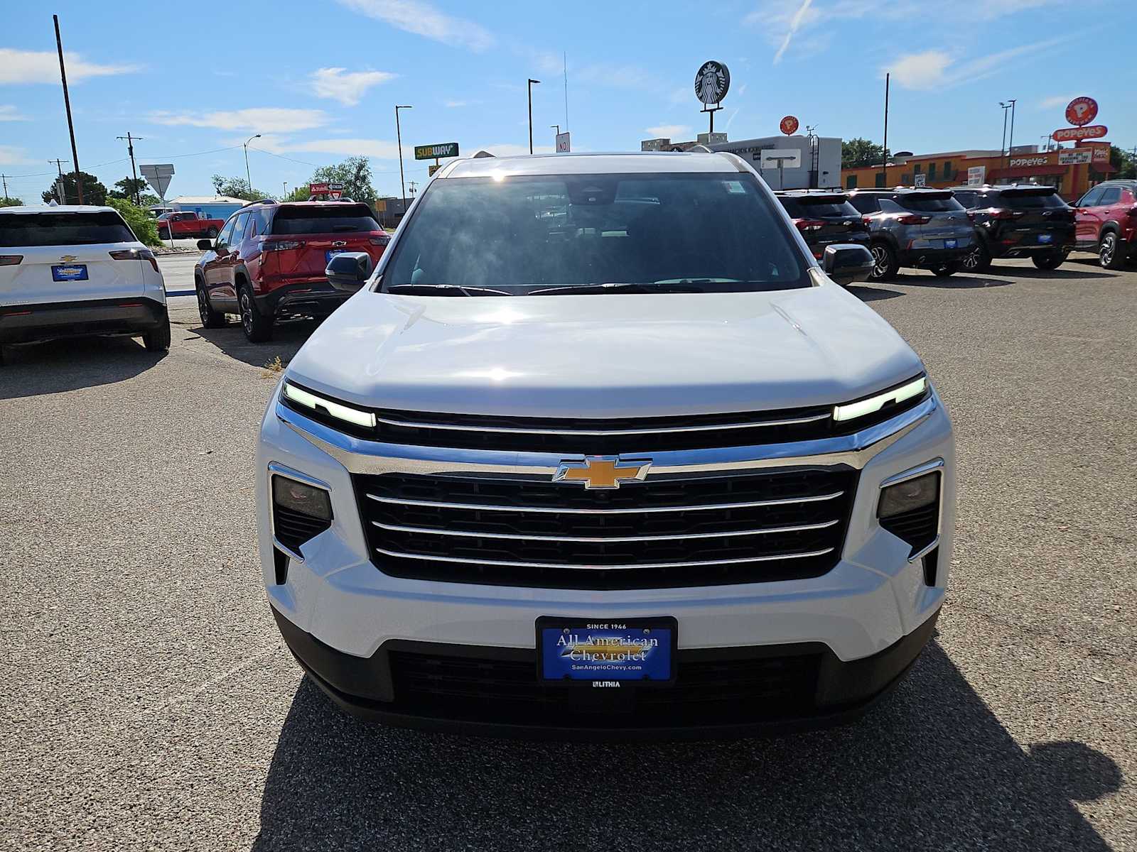 Thumbnail: 2026 Chevrolet Traverse - 3
