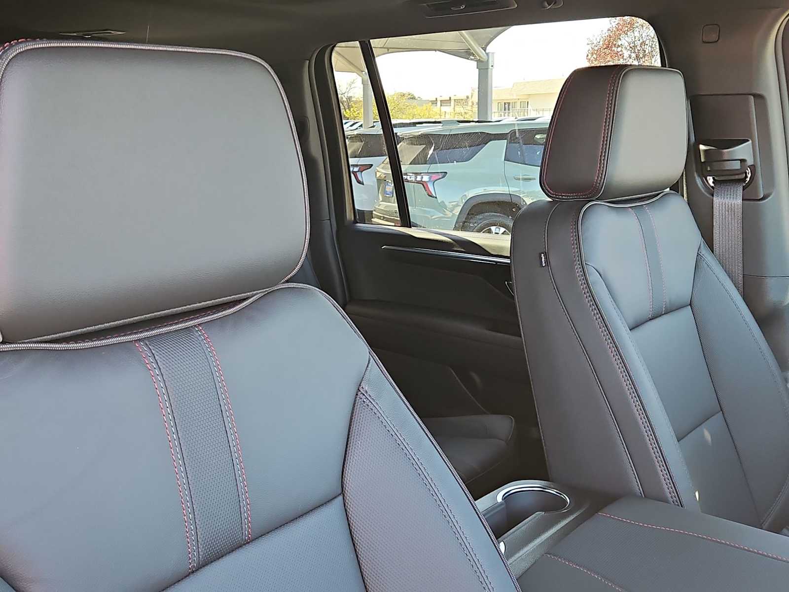 Thumbnail: 2026 Chevrolet Suburban - 17