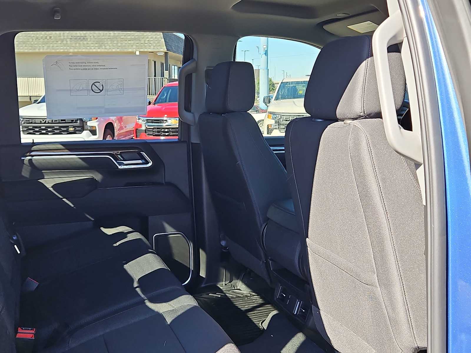 Thumbnail: 2026 Chevrolet Silverado 3500 - 17