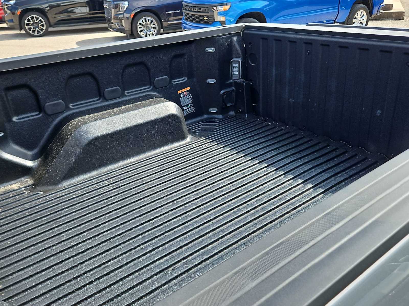 Thumbnail: 2026 Chevrolet Silverado 1500 - 23