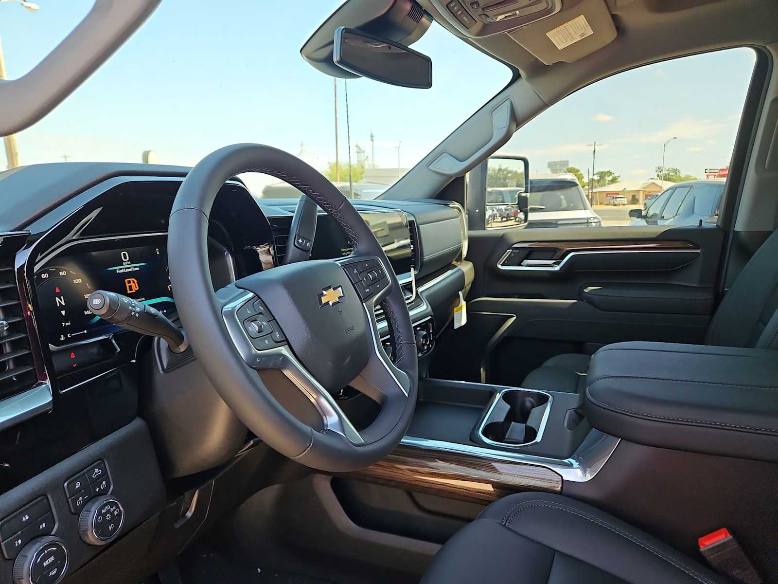 Thumbnail: 2026 Chevrolet Silverado 2500 - 10