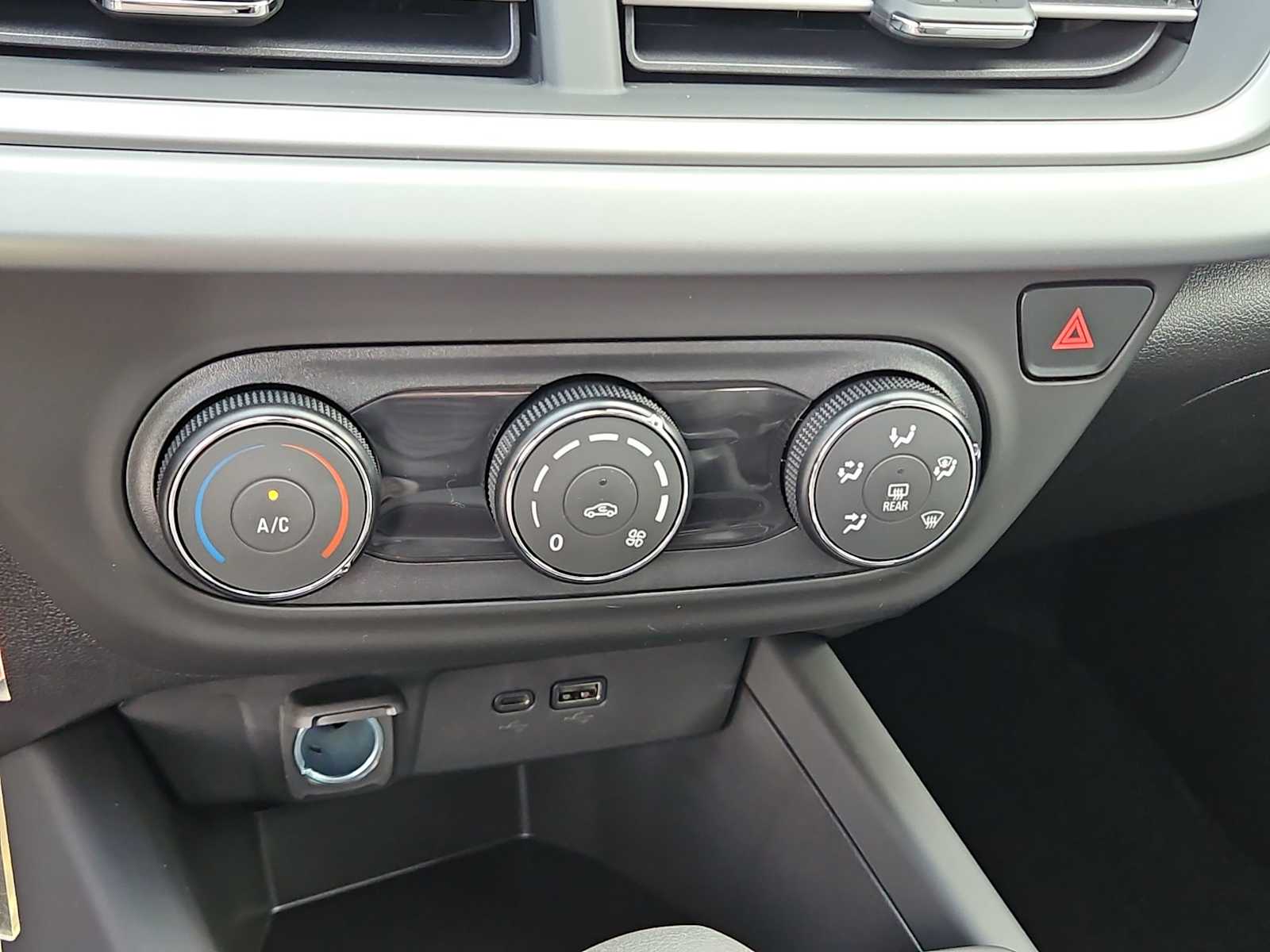 Thumbnail: 2026 Chevrolet Trax - 24