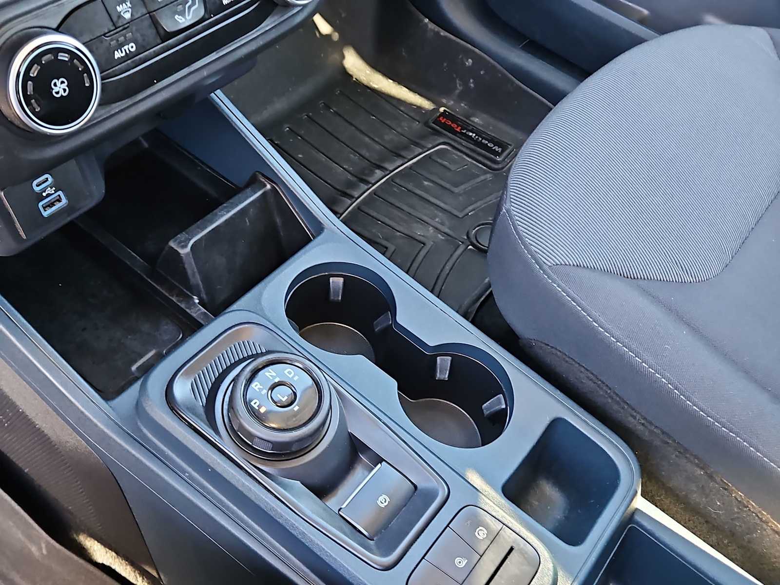 Thumbnail: 2023 Ford Maverick - 20