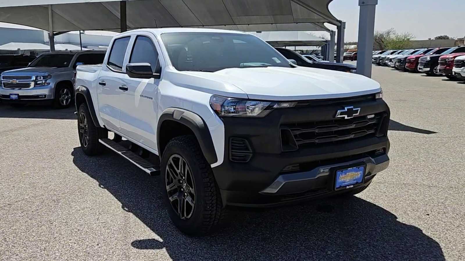 Thumbnail: 2025 Chevrolet Colorado - 2