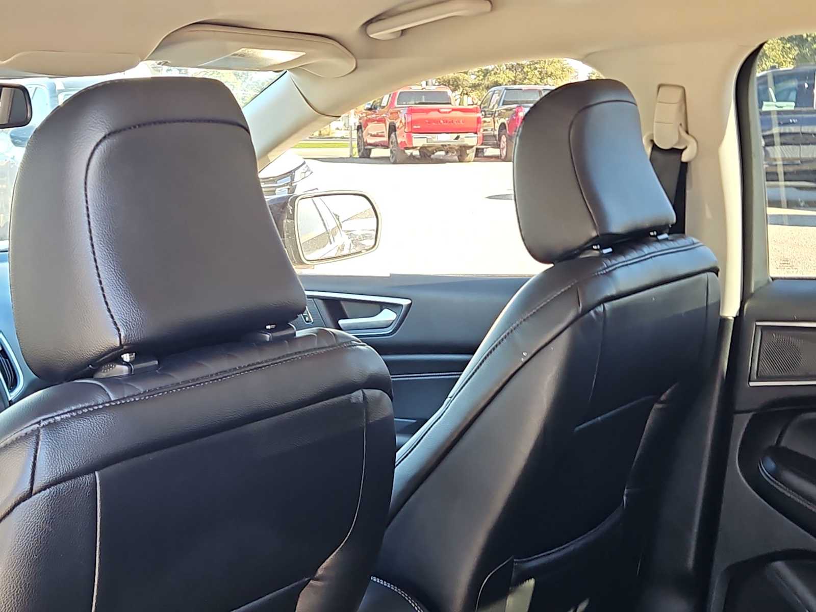 Thumbnail: 2023 Ford Edge - 14