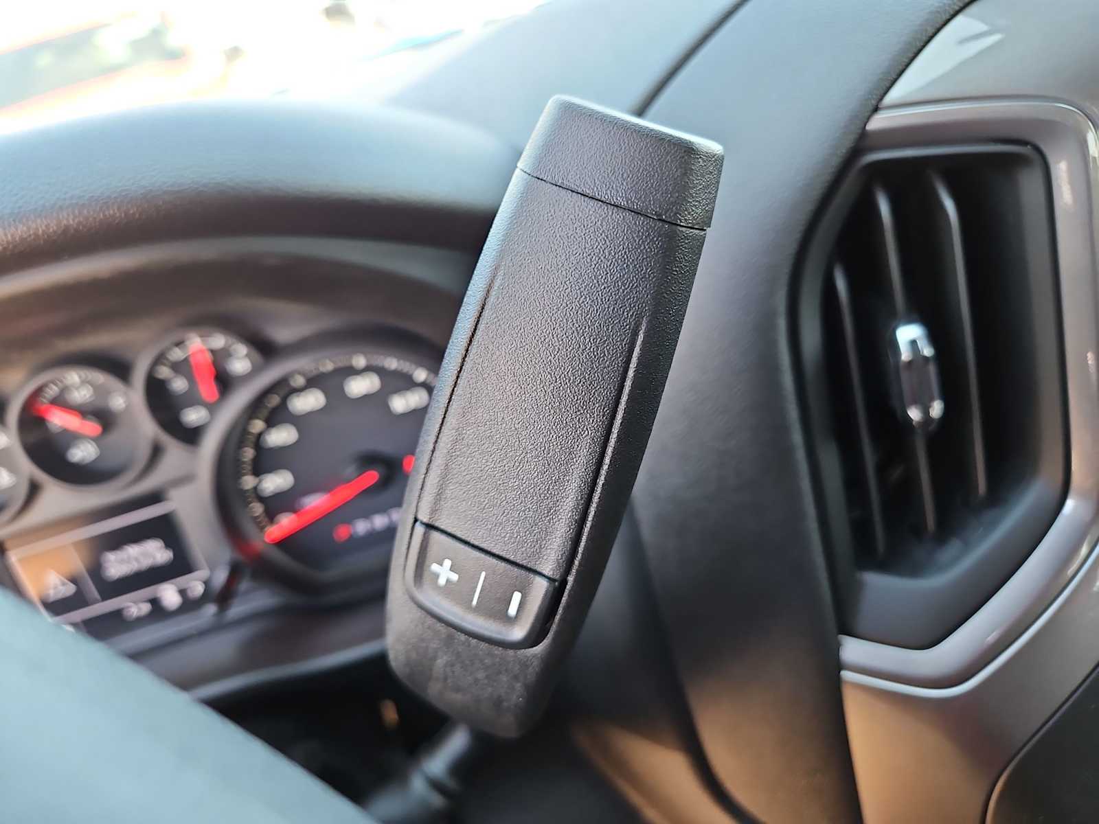 Thumbnail: 2026 Chevrolet Silverado 1500 - 21