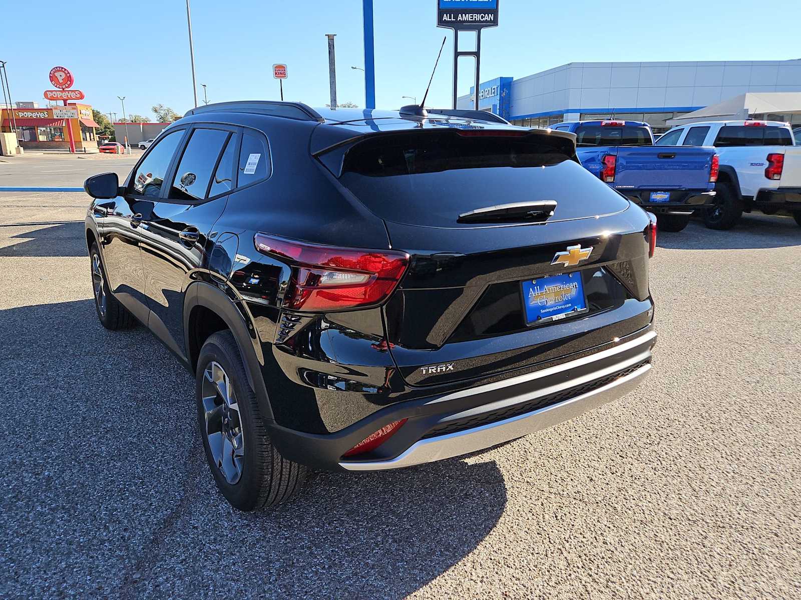 Thumbnail: 2026 Chevrolet Trax - 6