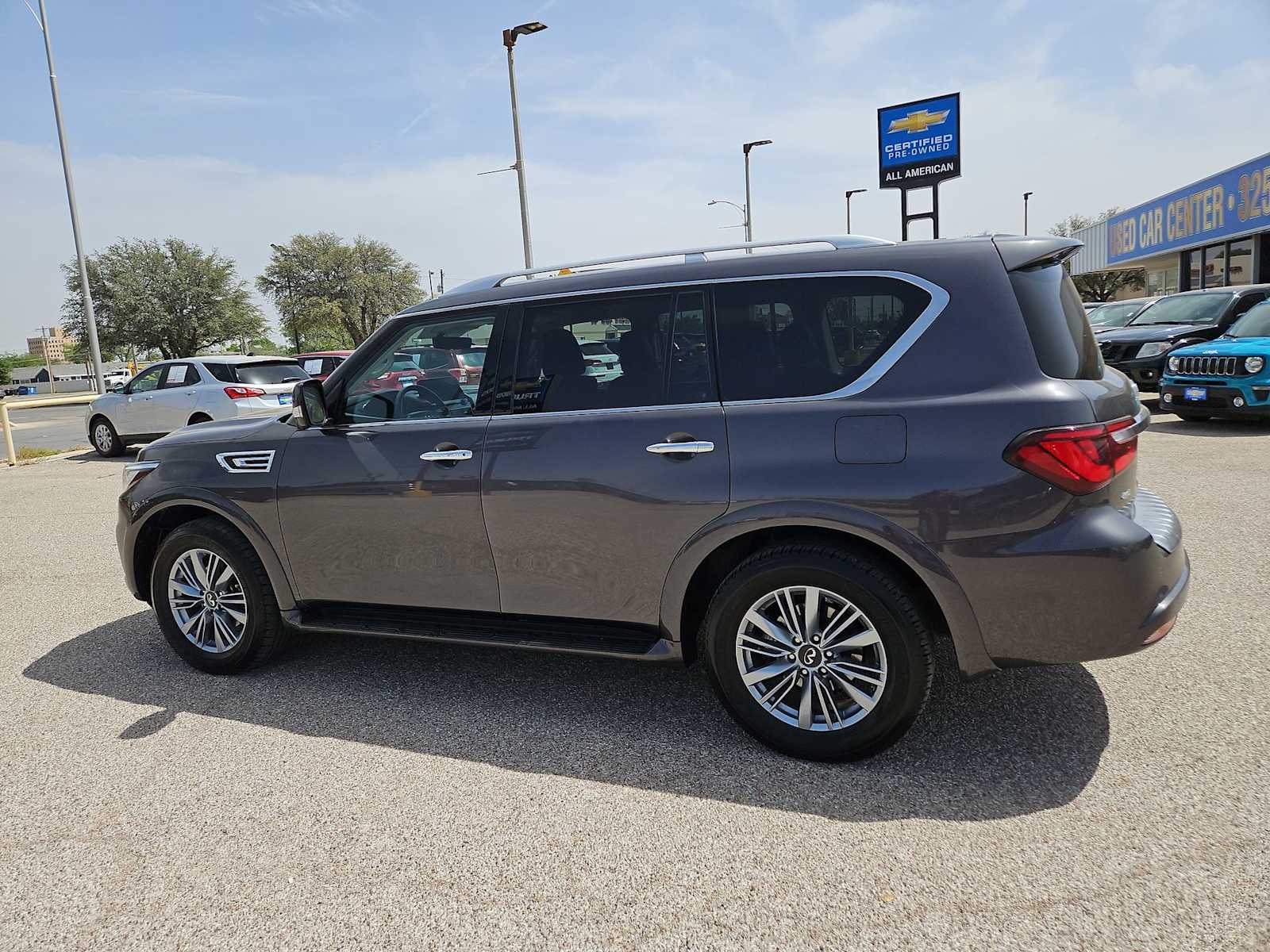 Thumbnail: 2024 INFINITI QX80 - 11