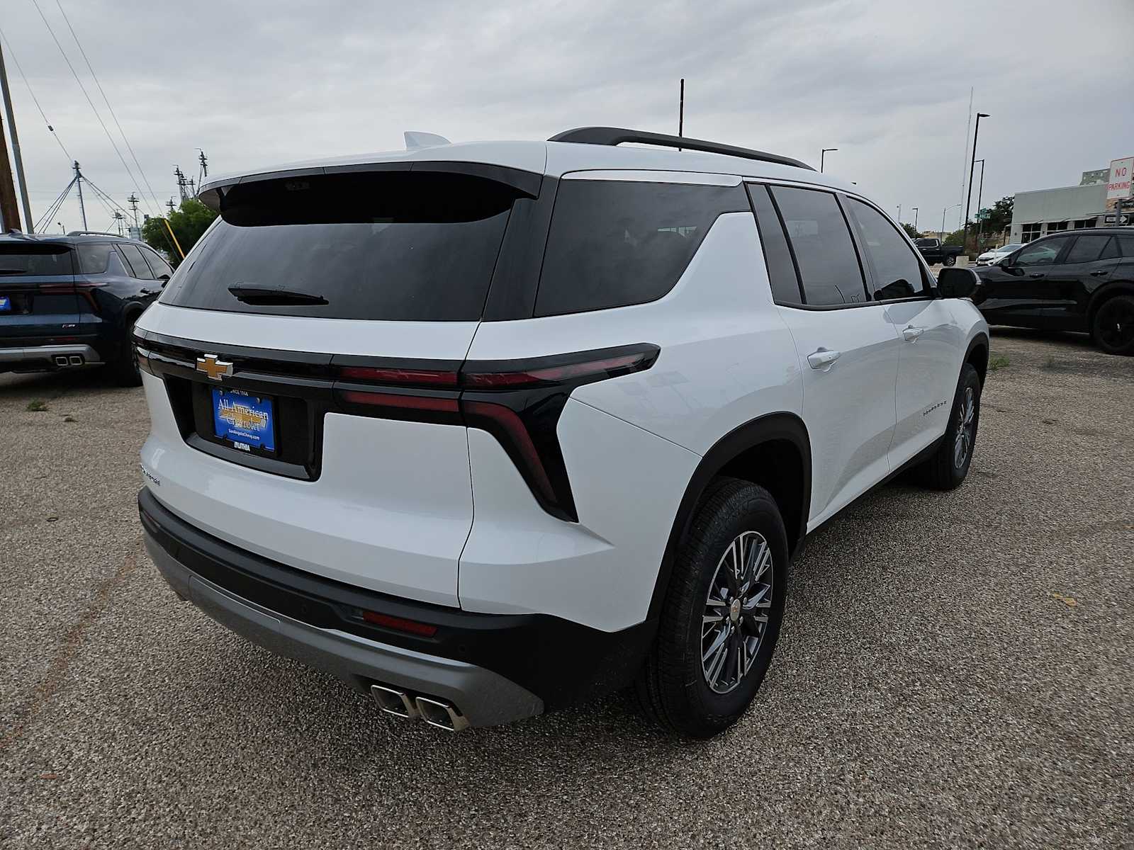 Thumbnail: 2026 Chevrolet Traverse - 8