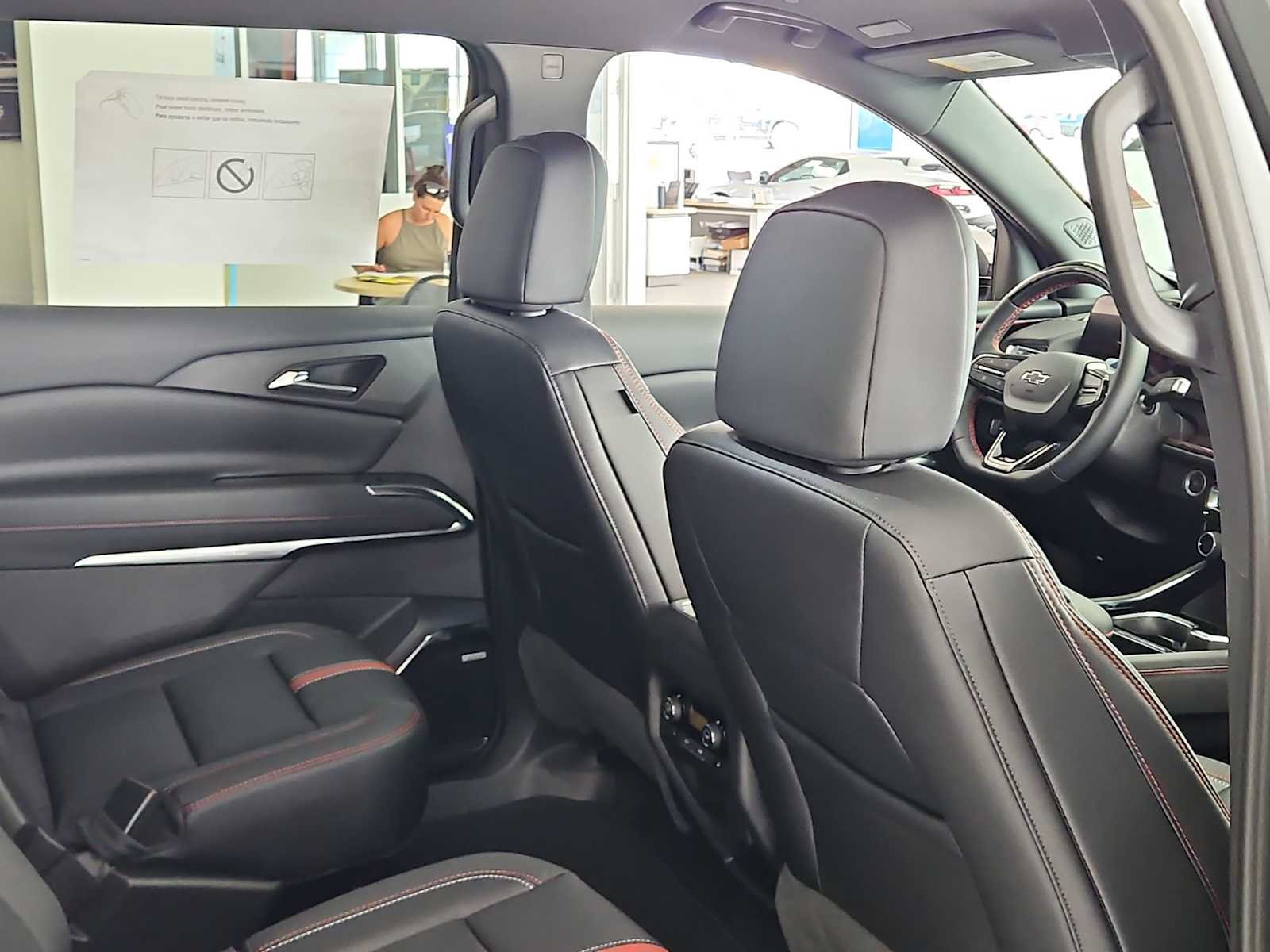 Thumbnail: 2026 Chevrolet Traverse - 9