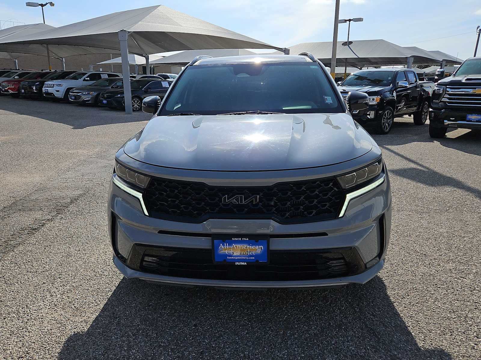 Thumbnail: 2022 Kia Sorento - 3