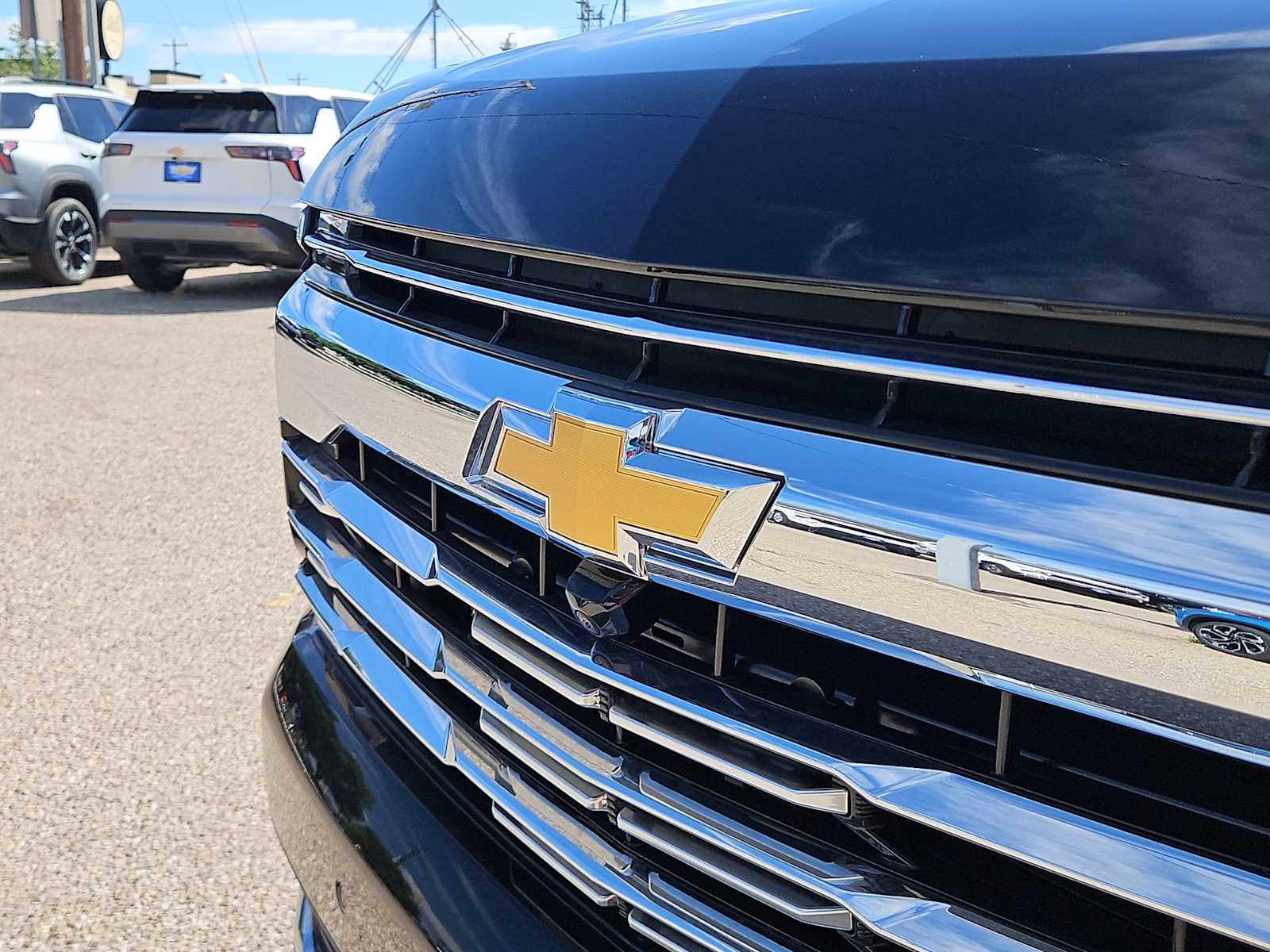 Thumbnail: 2026 Chevrolet Suburban - 13