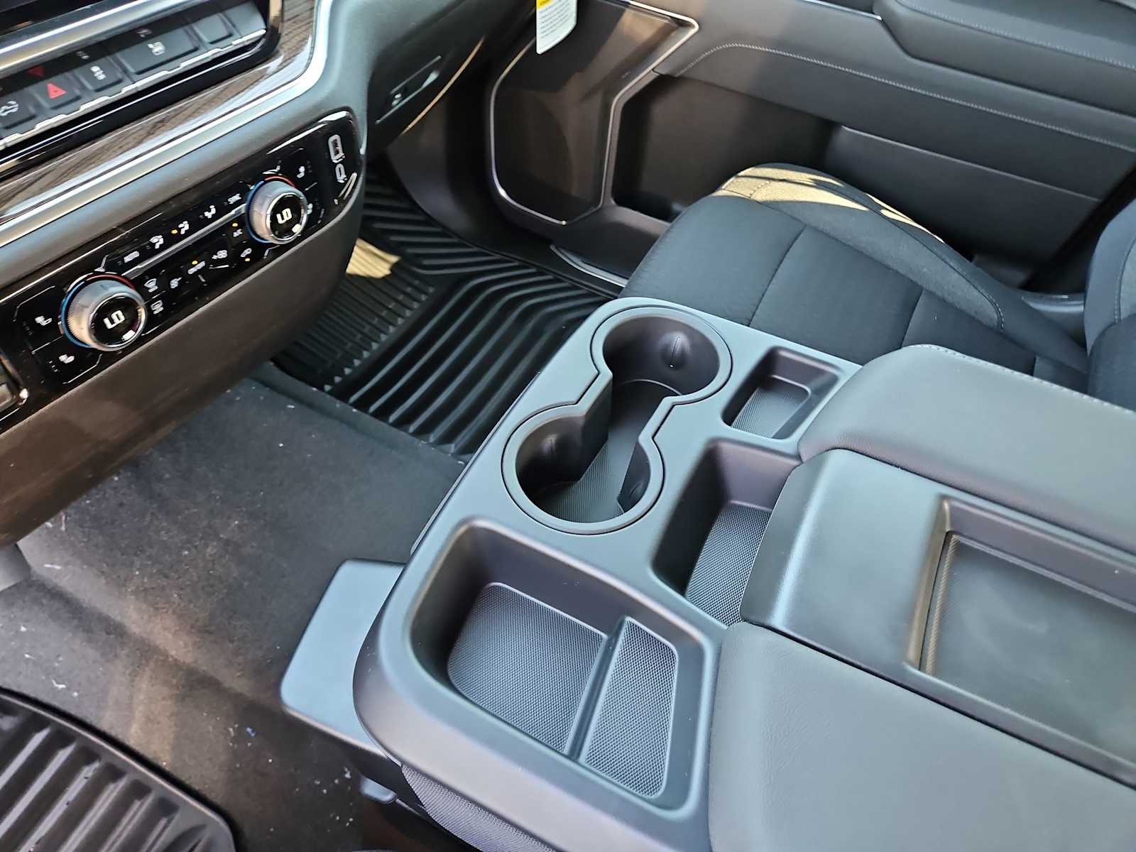 Thumbnail: 2026 Chevrolet Silverado 1500 - 20