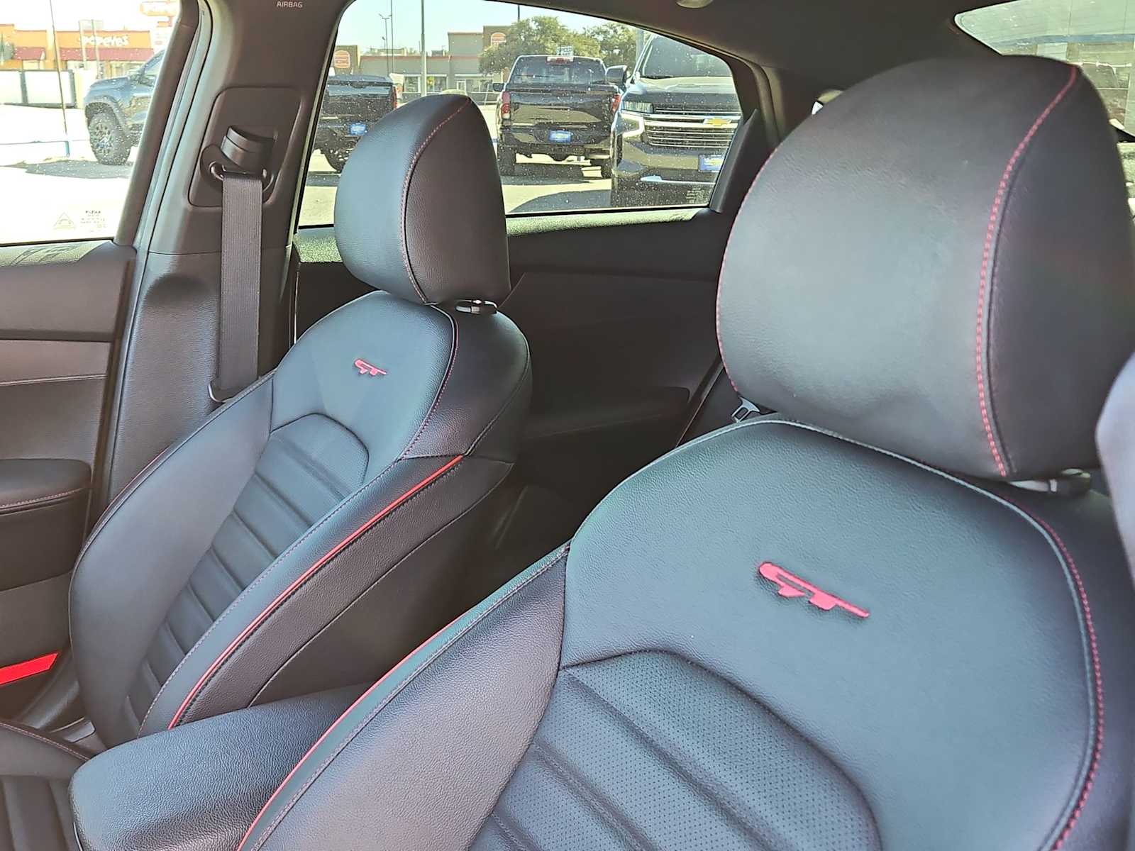 Thumbnail: 2024 Kia Forte - 18