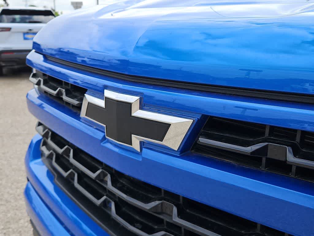 Thumbnail: 2026 Chevrolet Silverado 1500 - 12