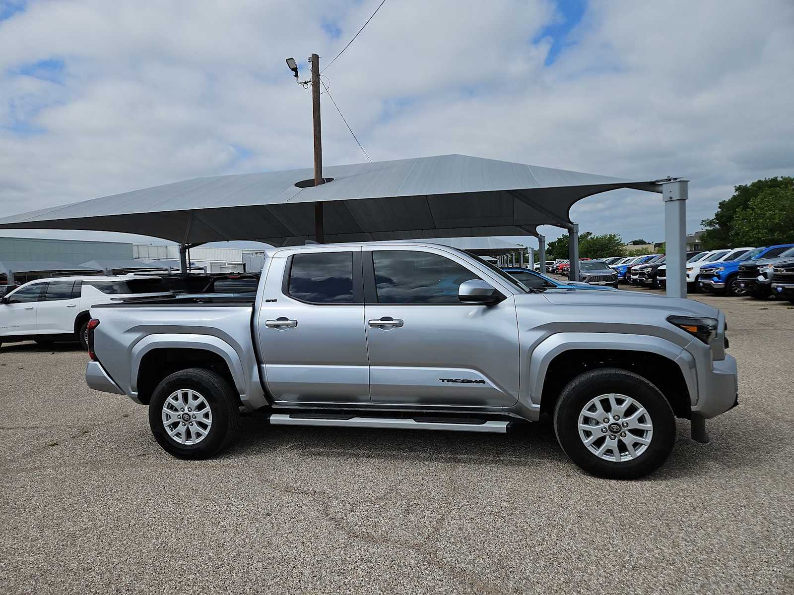 Thumbnail: 2025 Toyota Tacoma - 9
